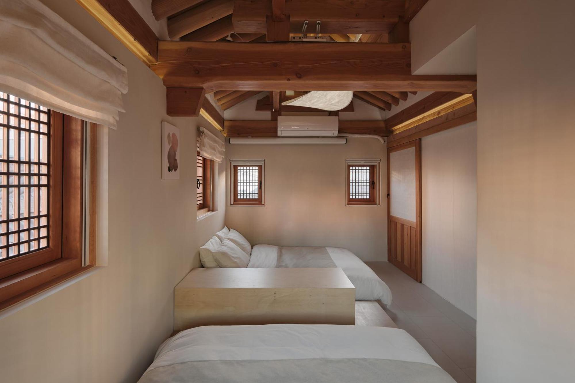 The Korean Traditional Hanok In Downtown Seoul For Convenient Public Transportation - Seoul Ari Exteriör bild