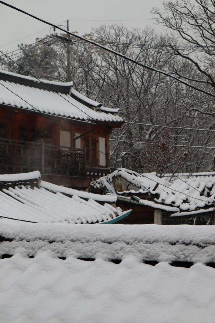 The Korean Traditional Hanok In Downtown Seoul For Convenient Public Transportation - Seoul Ari Exteriör bild